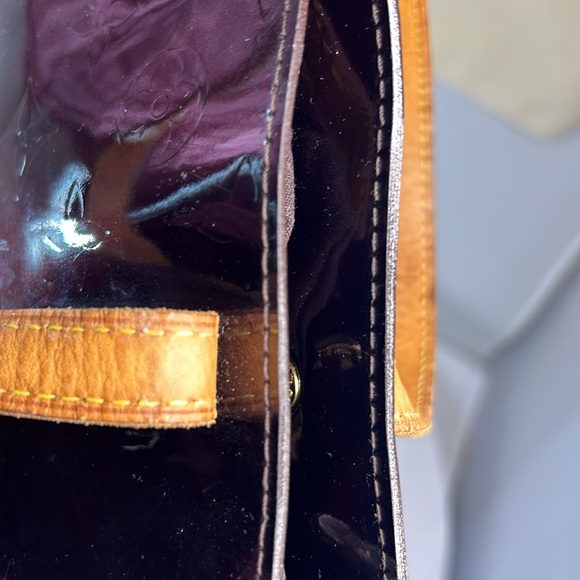 Louis Vuitton Vernis amarant hand bag - Picture 13 of 13